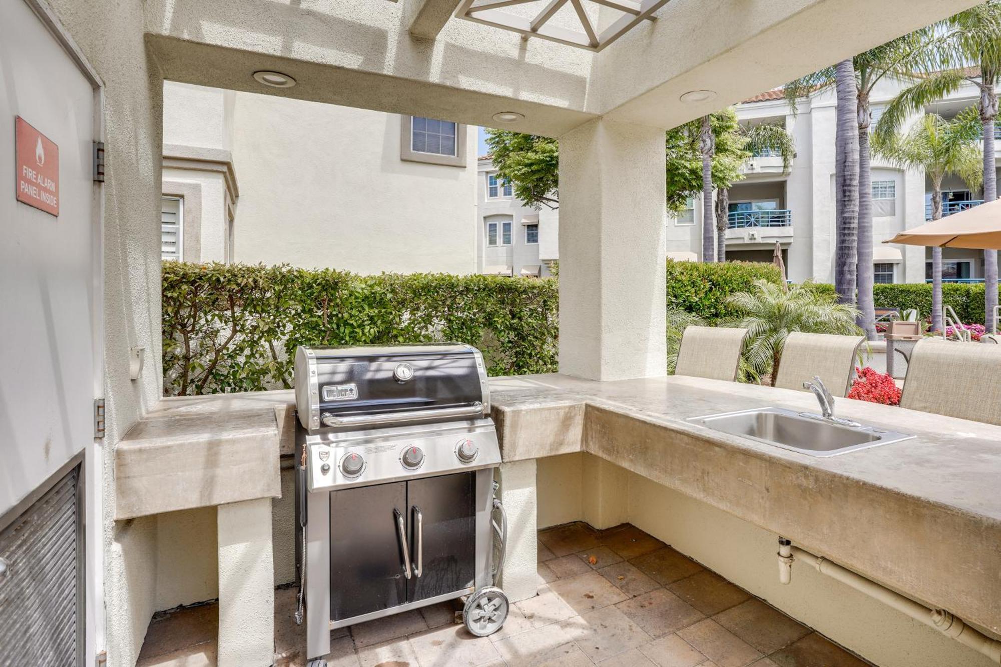 Huntington Beach Condo With Pool Less Than 1 Mi To Pier! Exterior photo